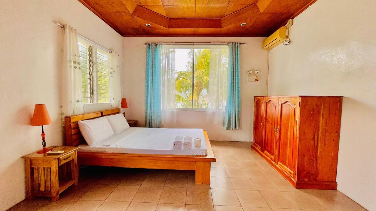 La Concepcion Cove Garden Apartment Moalboal