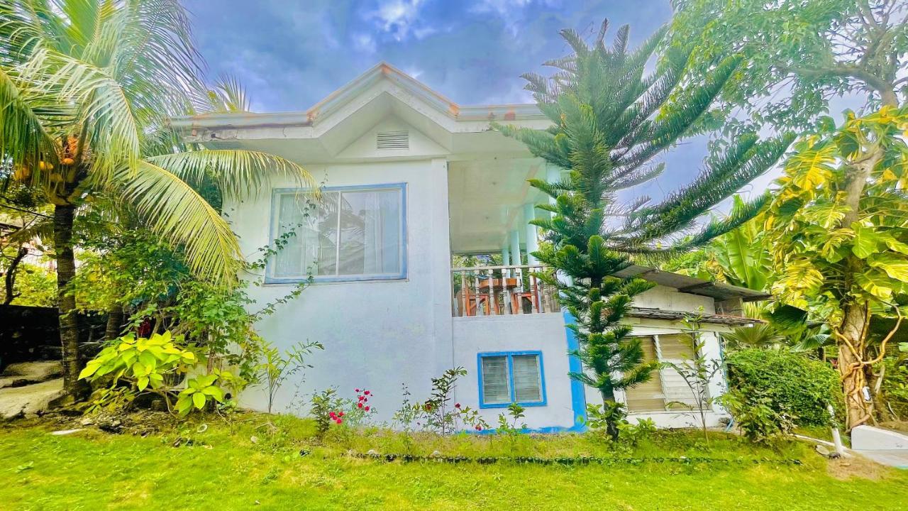 La Concepcion Cove Garden Apartment Moalboal