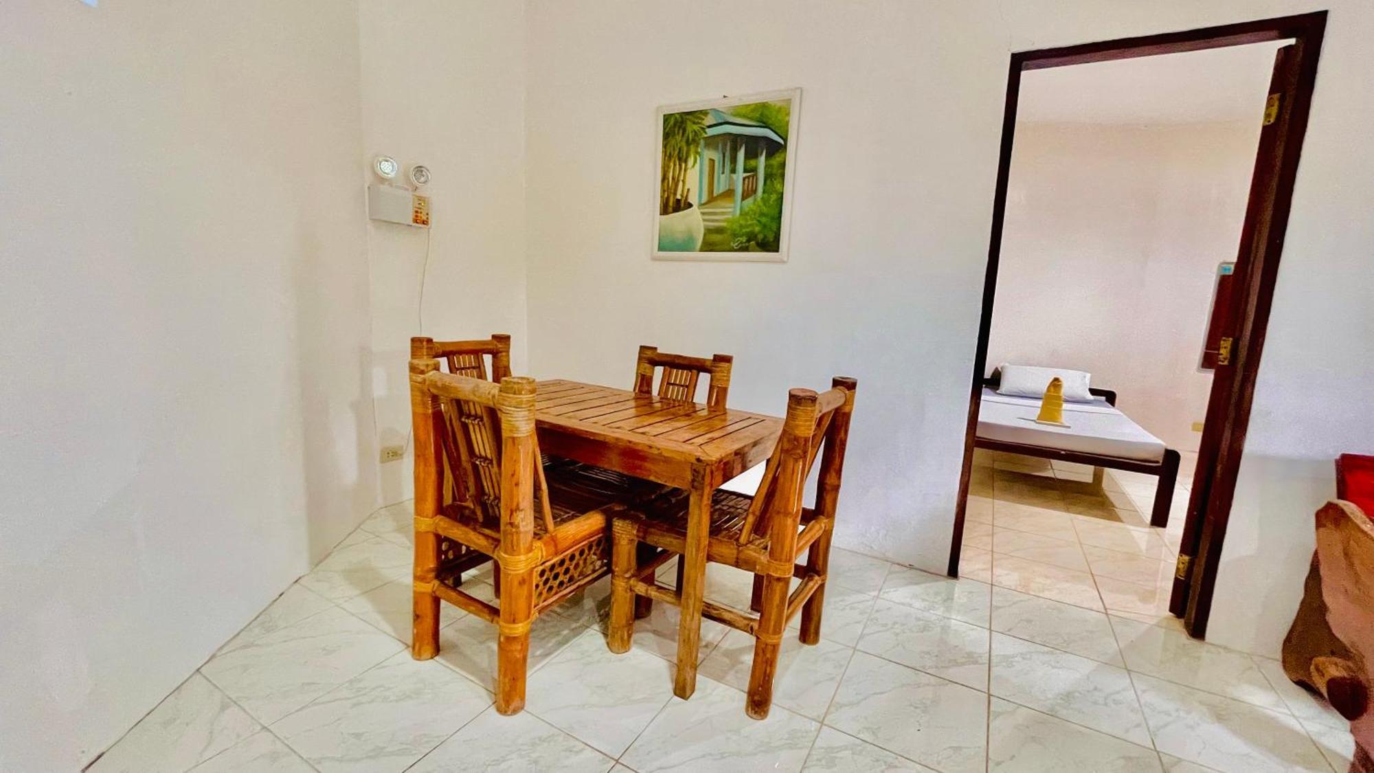Apartment La Concepcion Cove Garden Moalboal